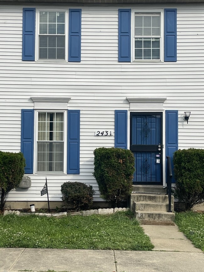 property at 2431 E Rosecroft Village Cir