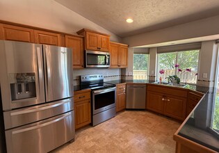 6211 Terra Vista St in Spokane, WA - Building Photo - Building Photo