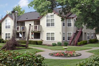 Reflections Hidden Creek Apartments in Keizer, OR - Building Photo - Building Photo