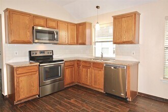 16510 Lazy Ridge Rd in Houston, TX - Building Photo - Building Photo