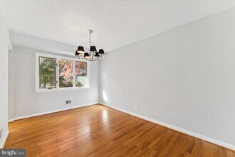 7702 Leesburg Dr in Bethesda, MD - Building Photo - Building Photo