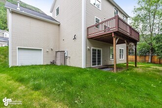20334 New England Dr in Anchorage, AK - Building Photo - Building Photo
