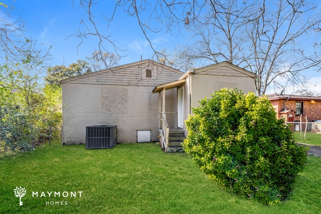 1153 14th Pl SW in Birmingham, AL - Foto de edificio - Building Photo