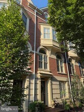 14 Keith's Ln in Alexandria, VA - Building Photo - Building Photo