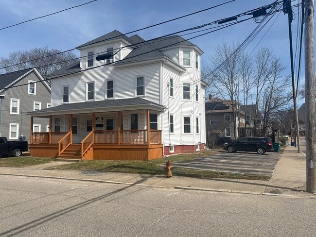 property at 27 4th St