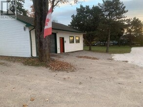 2445 Hespeler Rd in Cambridge, ON - Building Photo - Building Photo