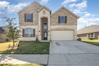 9317 Flying Eagle Ln in Fort Worth, TX - Foto de edificio - Building Photo