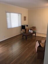 508 E Anapamu St, Unit B in Santa Barbara, CA - Foto de edificio - Building Photo