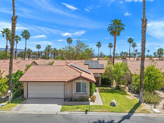 40754 Flying Sea Rd in Palm Desert, CA - Building Photo - Building Photo