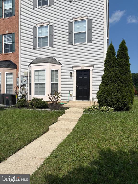1951 Camelia Ct in Odenton, MD - Building Photo - Building Photo