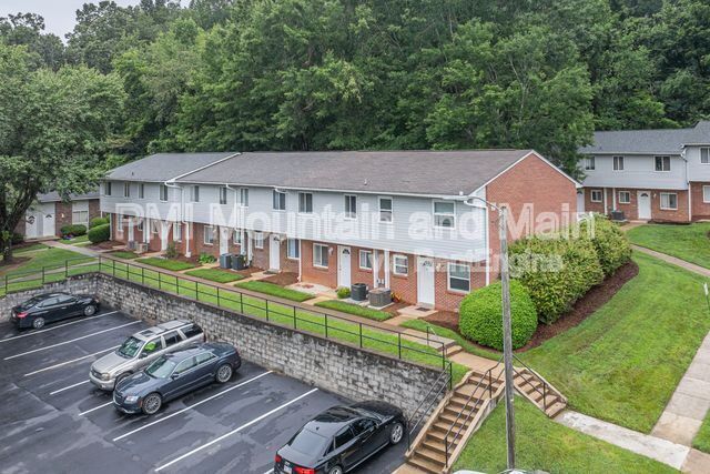 41 Beri Dr in Asheville, NC - Building Photo - Building Photo