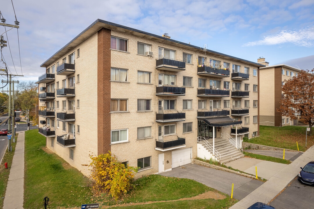705 31E Av in Montréal, QC - Building Photo