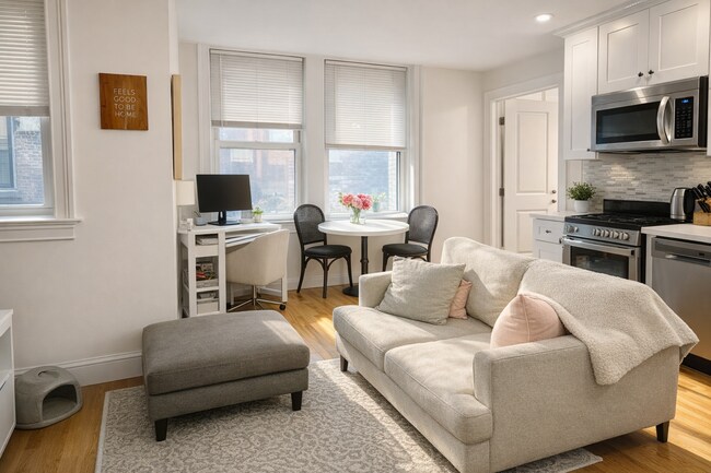 property at 92 W Cedar St