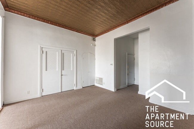 2971 S Archer Ave in Chicago, IL - Building Photo - Building Photo