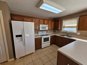 800 Ames Dr in Columbia, MO - Building Photo - Building Photo