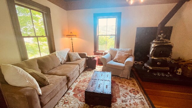 1104 Madison St in Port Townsend, WA - Building Photo - Building Photo