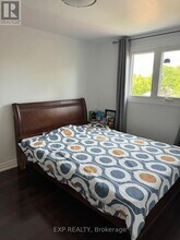 82 Muirlands Dr in Toronto, ON - Building Photo - Building Photo