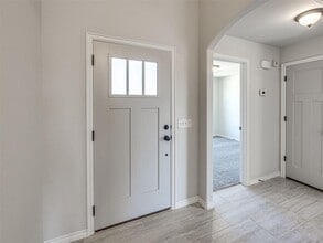 545 Grand Sycamore Dr in Washington, OK - Building Photo - Building Photo