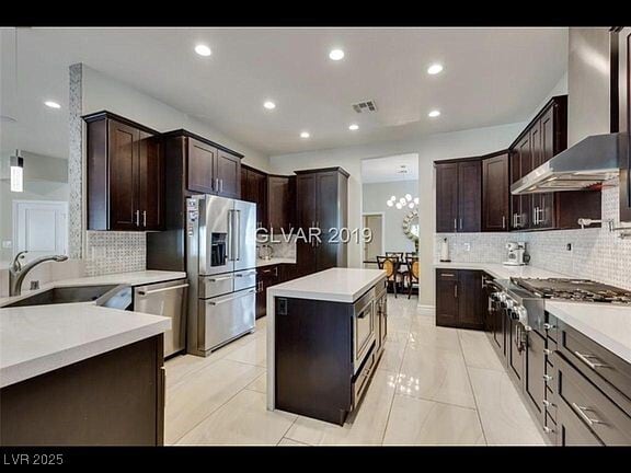 2609 Sun Reef Rd in Las Vegas, NV - Foto de edificio - Building Photo