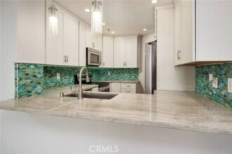 1200 CA-1 in Huntington Beach, CA - Building Photo - Building Photo