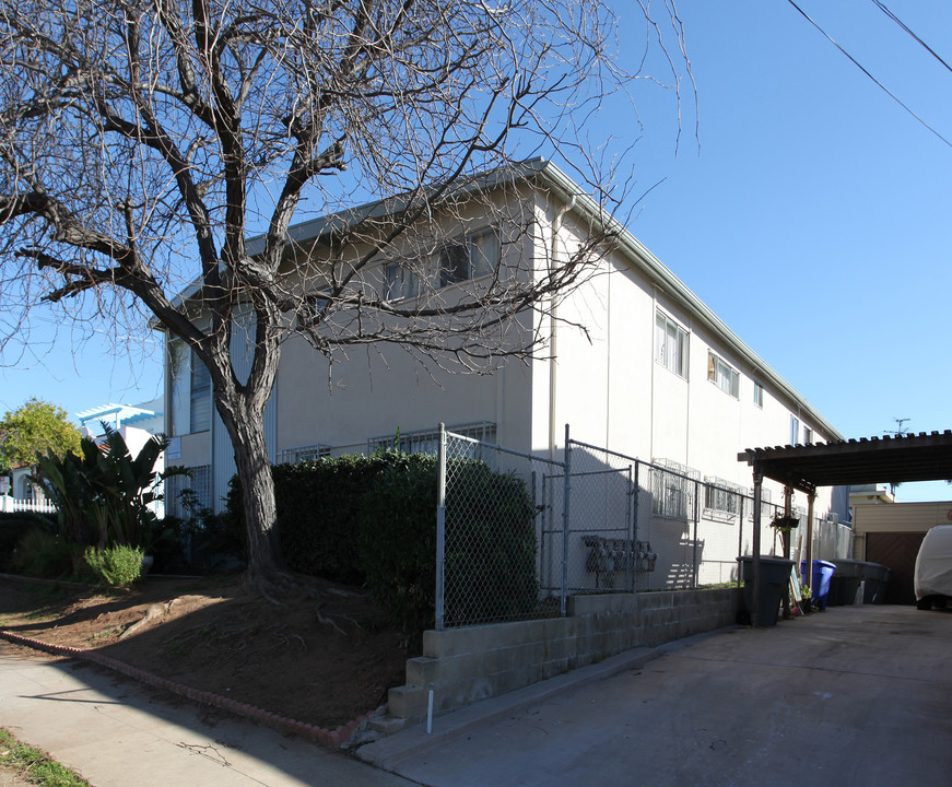 424 E Division St in National City, CA - Building Photo