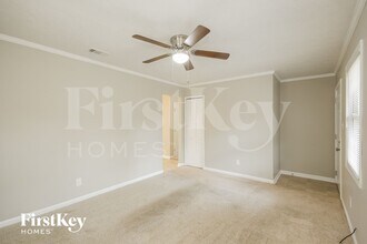 7107 Willow Green Ct SW in Covington, GA - Foto de edificio - Building Photo