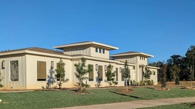 The Grove at Bradford Hills in Tallahassee, FL - Foto de edificio - Building Photo