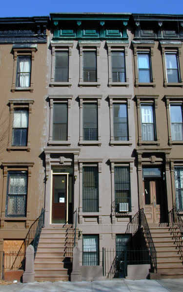 247 W 131st St in New York, NY - Foto de edificio