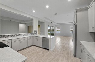 5218 Liberty Ln in Westlake, FL - Building Photo