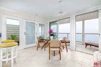 25234 Malibu Rd in Malibu, CA - Building Photo - Building Photo