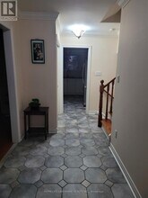 229 Chartland Blvd S in Toronto, ON - Building Photo - Building Photo