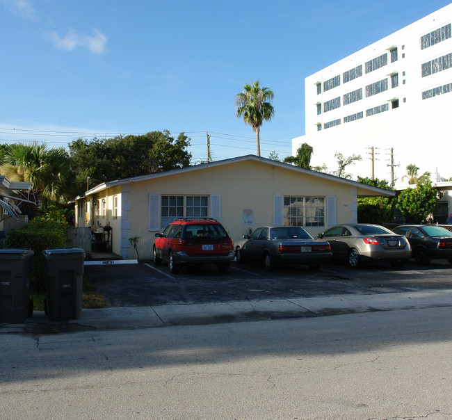 100 SE 7th St in Fort Lauderdale, FL - Building Photo - Building Photo