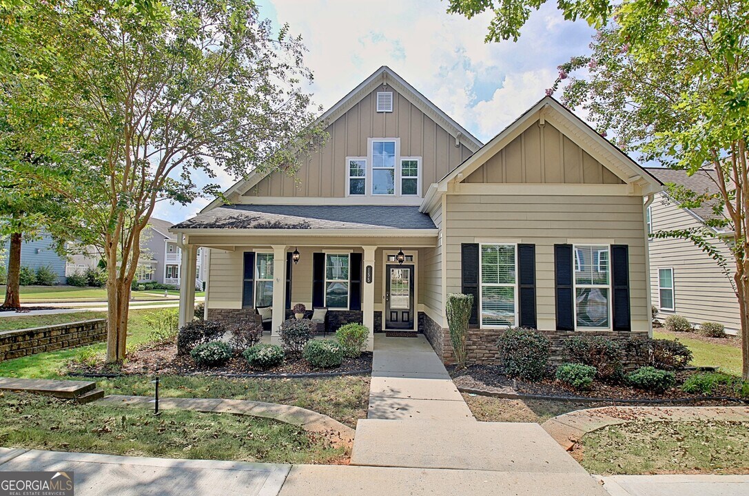 155 Colonial Ct in Fayetteville, GA - Building Photo