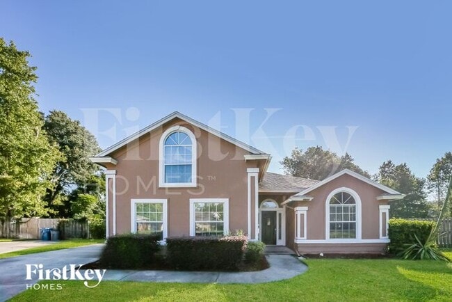 property at 1332 Wilshire Ct N