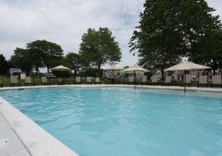 Newtown Place in Newtown, PA - Building Photo - Building Photo