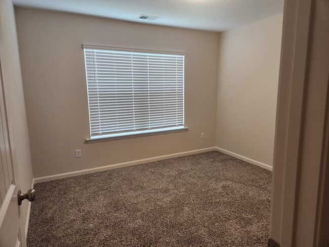 property at 271 Chestnut Dr
