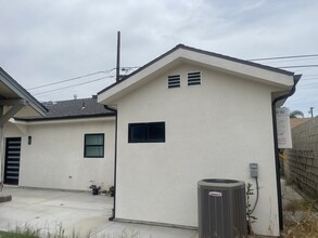 10863 Nettleton St in Los Angeles, CA - Building Photo - Building Photo