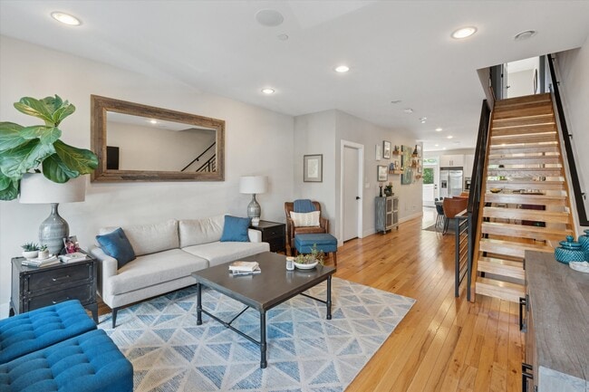 2018 E York St in Philadelphia, PA - Building Photo - Building Photo