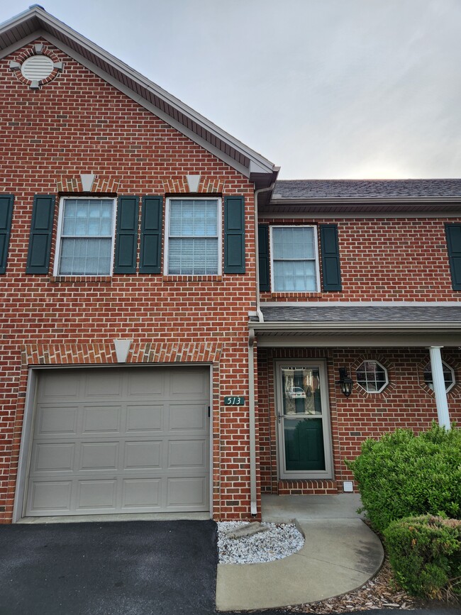 property at 513 Northstar Dr