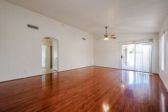 1438 S Oak St in Gilbert, AZ - Building Photo - Building Photo