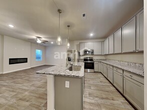 3120 Emberly Dr in Roebuck, SC - Foto de edificio - Building Photo