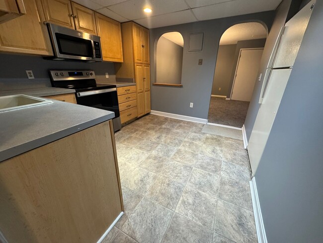 59 School St in Northborough, MA - Building Photo - Building Photo