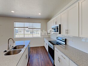 321 North St in Eagle Mountain, UT - Building Photo - Building Photo
