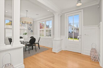 4 Vani Ct in Westport, CT - Building Photo - Building Photo