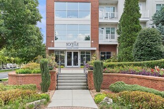 Sorelle in Atlanta, GA - Foto de edificio - Building Photo
