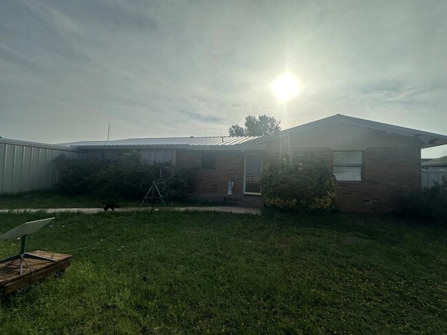 property at 14636 N Western Ave