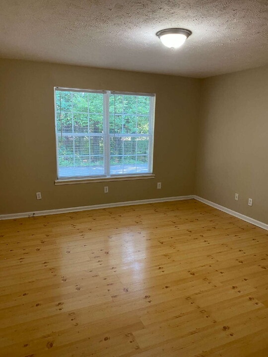 3854 Northeast Dr in Clarksville, TN - Building Photo