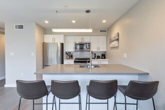 240 Freedom Trl, Unit FL4-ID1318704P in Boston, MA - Foto de edificio - Building Photo