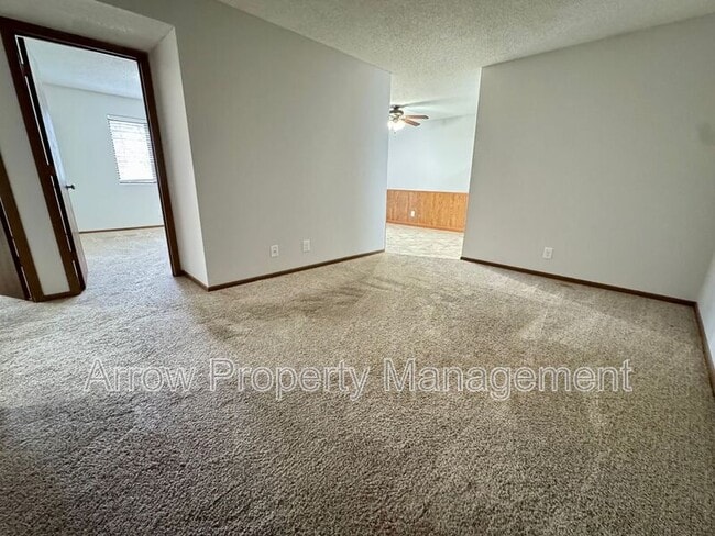 property at 3405 Holdrege St