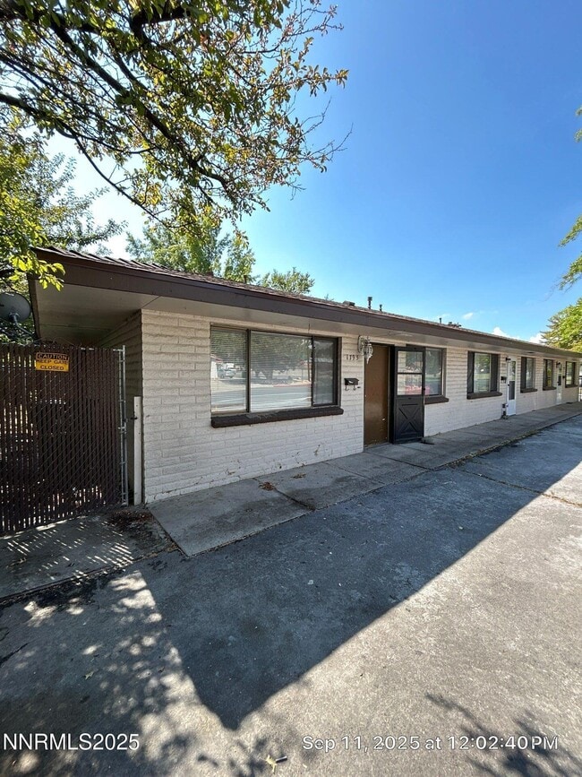 1795 York Way in Sparks, NV - Building Photo - Building Photo